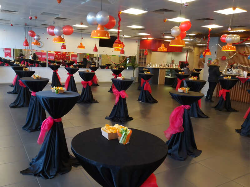 Bistro Masa Kiralama