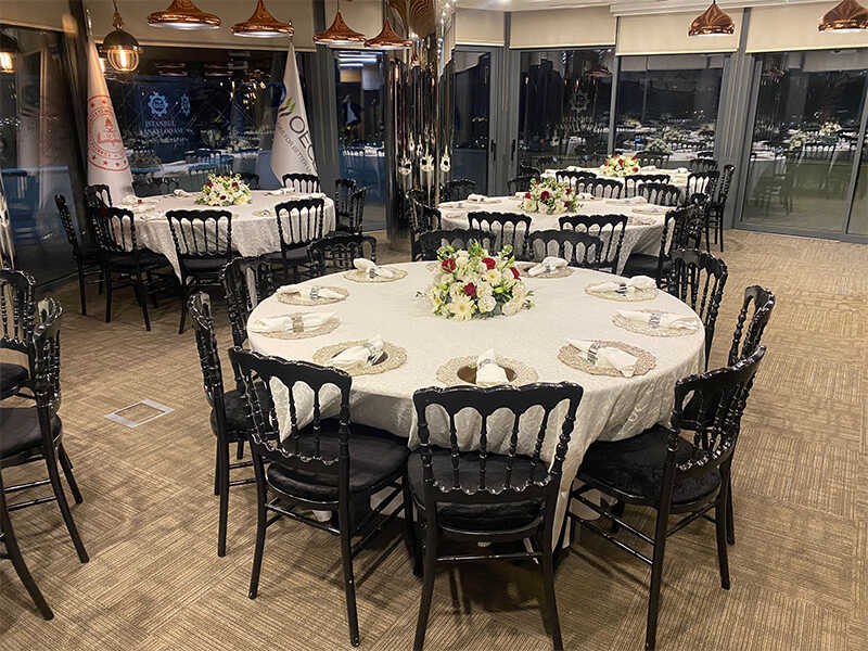 Siyah Napolyon Sandalye Kiralama