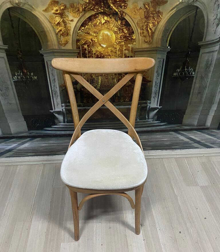 Tonet Sandalye Kiralama